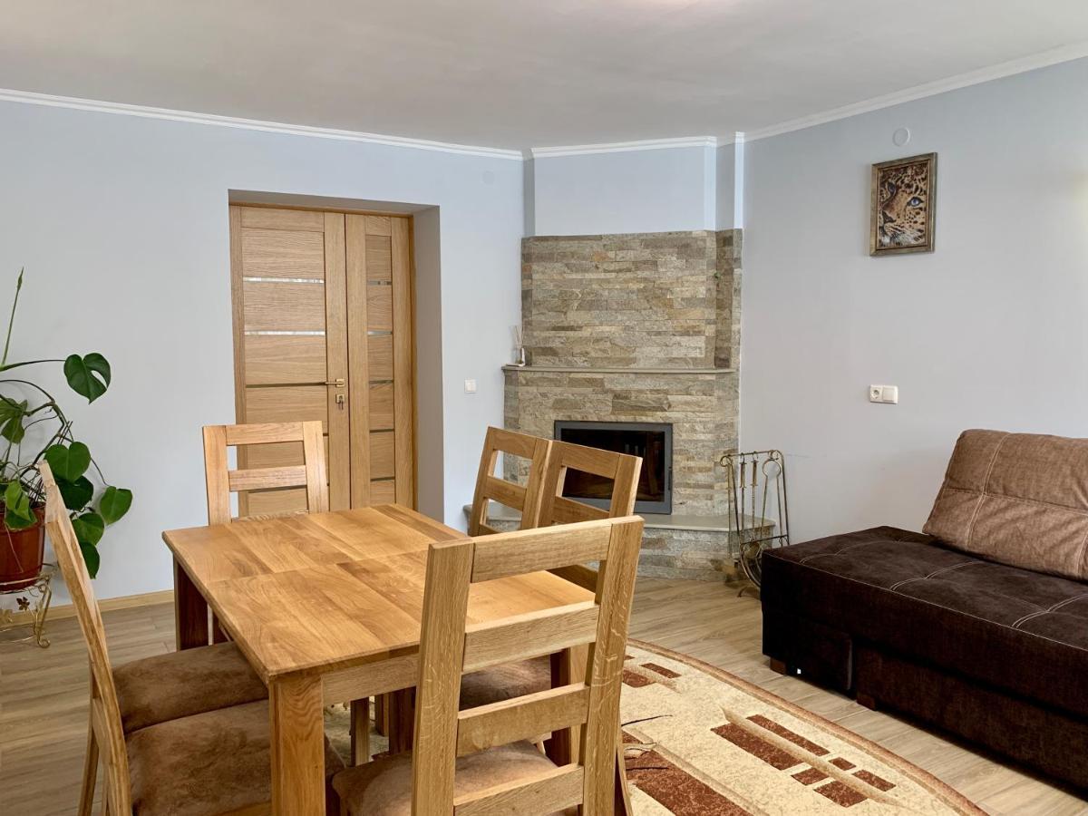 Apartament Underhills House Jaremcze Zewnętrze zdjęcie