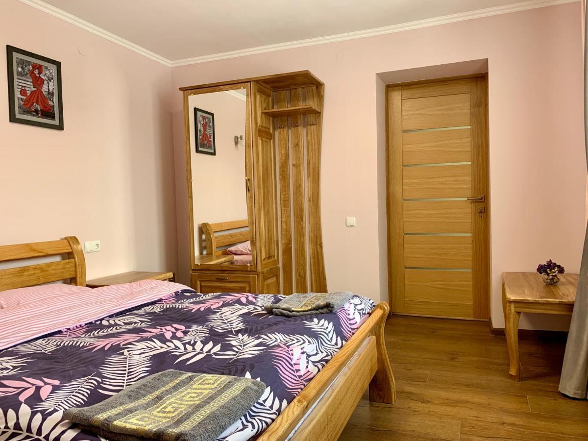 Apartament Underhills House Jaremcze Zewnętrze zdjęcie